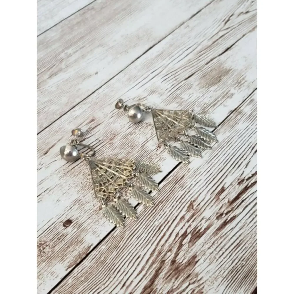 Vintage Screw On Earrings - Leaf Dangle Large 2